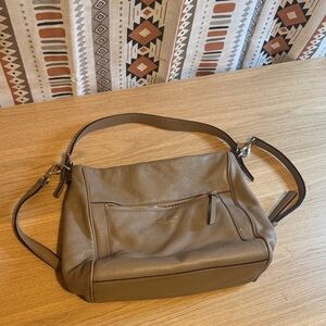 Kate spade crossbody well loved